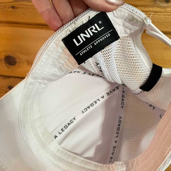 UNRL Classic Dot White Trucker Hat - Picture 4 of 4